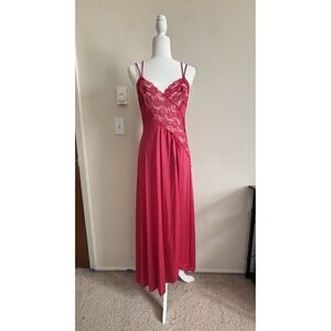 Vintage Val Mode Hot Pink Lace Slip Nightgown Lace Sexy Cute Small Medium‎